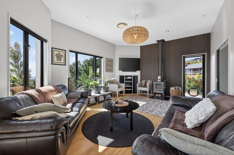 Photo of property in 16 Stoneyridge Close, Mount Pleasant, Christchurch, 8081