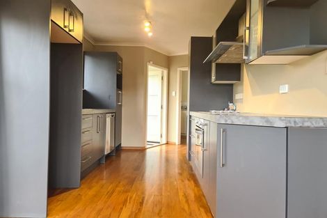 Photo of property in 20 Hartley Terrace, Massey, Auckland, 0614