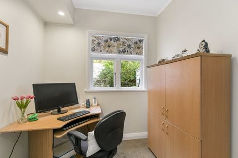 Photo of property in 54 Richmond Avenue, Karori, Wellington, 6012