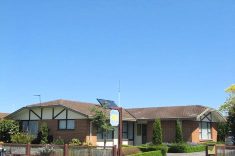 Photo of property in 59 Dunbarton Street, Redwood, Christchurch, 8051