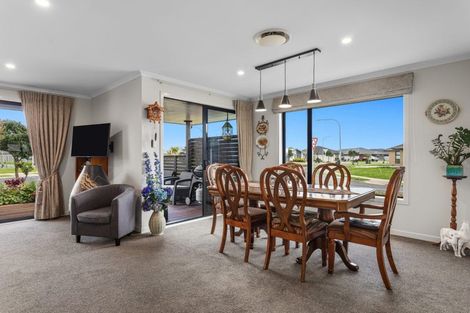 Photo of property in 2 Korimako Place, Coastlands, Whakatane, 3120