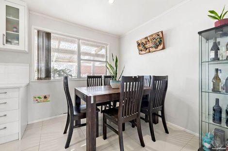 Photo of property in 54 Bader Drive, Mangere, Auckland, 2022