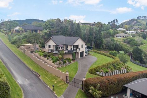 Photo of property in 14r Estates Terrace, Welcome Bay, Tauranga, 3175