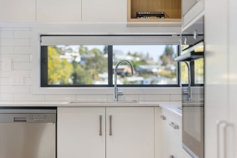 Photo of property in 6 Equine Way, Brookfield, 3110