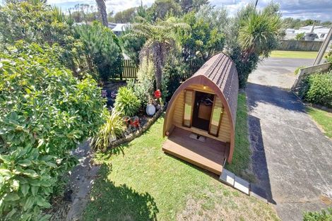 Photo of property in 1931 Parewanui Road, Parewanui, Bulls, 4894