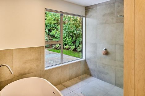 Photo of property in 20 Muri Road, Pukerua Bay, 5026