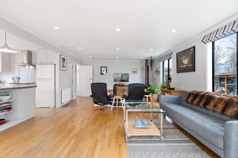 Photo of property in 6 Elva Dawson Place, Arrowtown, 9302