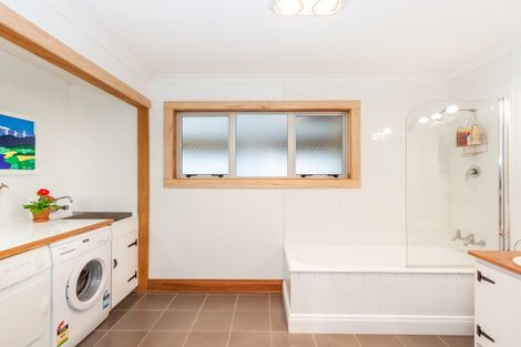 Photo of property in 421 Pahiatua Aokautere Road, Aokautere, Palmerston North, 4471