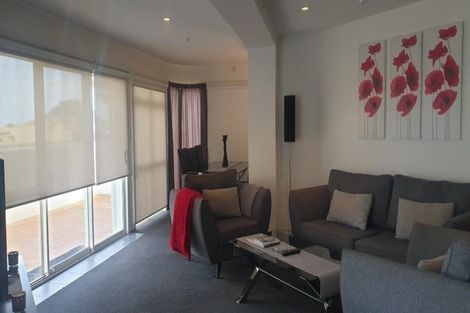 Photo of property in 45 Marine Parade, Mount Maunganui, 3116