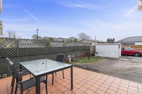 Photo of property in 23 Saint Ronans Avenue, Waterloo, Lower Hutt, 5011