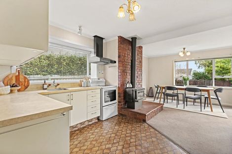 Photo of property in 15 Pembroke Street, Avondale, Christchurch, 8061