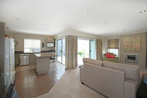 Photo of property in 23 Rosalie Terrace, Kelvin Grove, Palmerston North, 4414