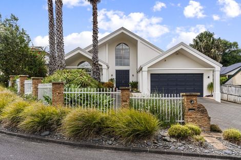 Photo of property in 29 Bronte Place, Somerville, Auckland, 2014