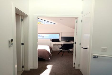 Photo of property in 82d Wallace Street, Mount Cook, Wellington, 6021