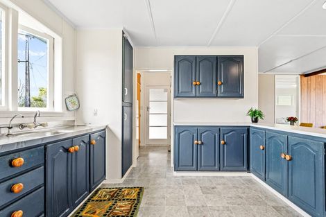 Photo of property in 111 Wharf Road, Port Albert, Wellsford, 0973