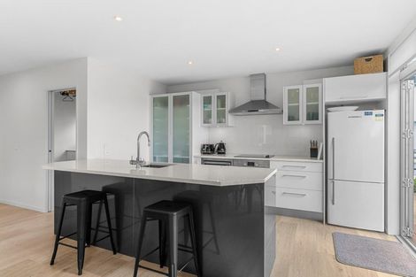 Photo of property in 8 Cornwall Way, Mangawhai Heads, Mangawhai, 0505