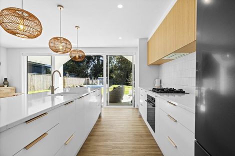 Photo of property in 3 Matai Grove, Greytown, 5712