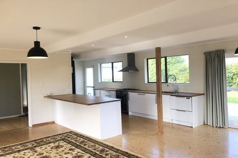 Photo of property in 119 Wairau Road, Oakura, 4314