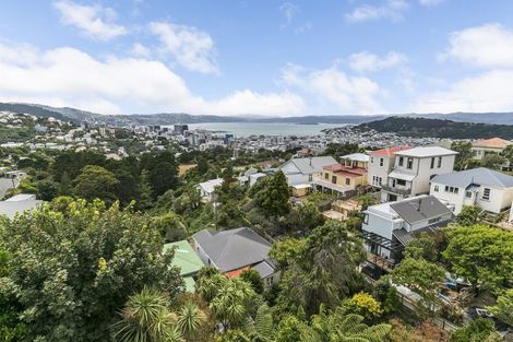 Photo of property in 10 Bruce Avenue, Brooklyn, Wellington, 6021