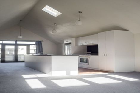 Photo of property in Pirie Street Townhouses, 18/35u Pirie Street, Mount Victoria, Wellington, 6011