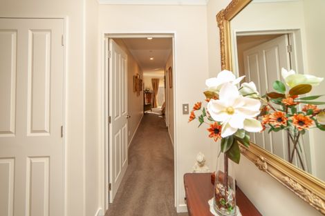 Photo of property in 15 Old Red Barn Road, Halswell, Christchurch, 8025