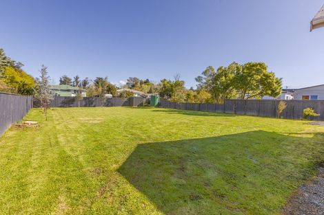 Photo of property in 28 Watts Street, Waipawa, 4210