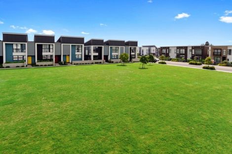 Photo of property in 14 Rangihina Road, Hobsonville, Auckland, 0616