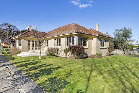 Photo of property in 12 Darley Street, Maeroa, Hamilton, 3200