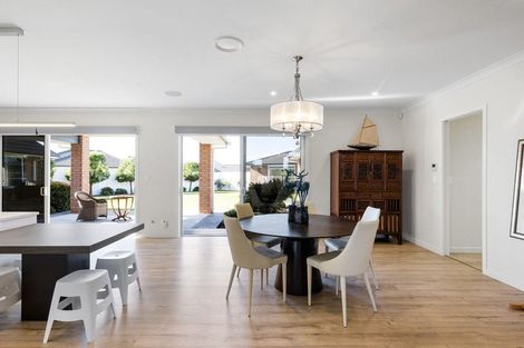 Photo of property in 9 Pukeko Grove, Cambridge, 3434