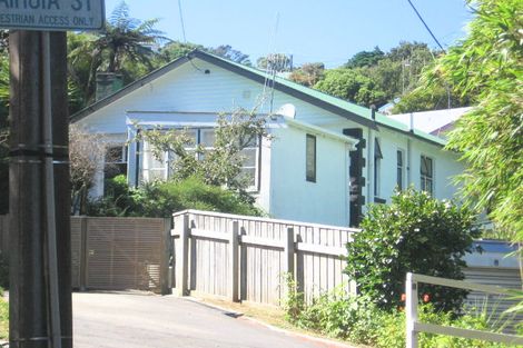Photo of property in 8 Sydenham Street, Northland, Wellington, 6012