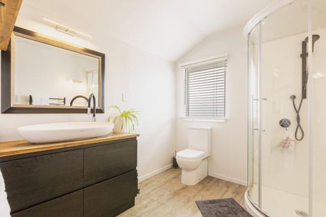 Photo of property in 8 Goodger Street, Waipukurau, 4200