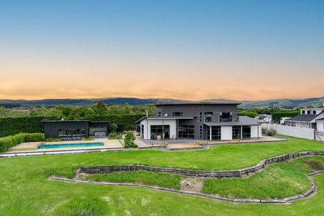 Photo of property in 27 Wake Place, Aokautere, Palmerston North, 4471