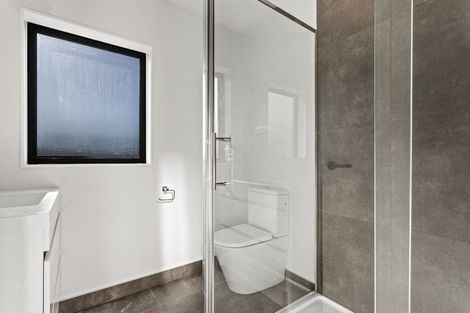 Photo of property in 2/110 Kervil Avenue, Te Atatu Peninsula, Auckland, 0610