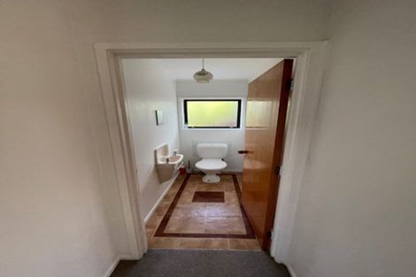 Photo of property in 11a Orewa Heights Crescent, Orewa, 0931