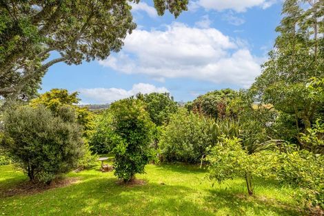 Photo of property in 40 Gill Avenue, Te Atatu Peninsula, Auckland, 0610