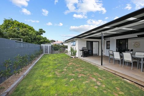 Photo of property in 8a Portal Crescent, Beerescourt, Hamilton, 3200