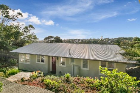 Photo of property in 10 Kia Ora Road, Beach Haven, Auckland, 0626