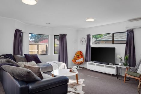 Photo of property in 16 Norrie Street, Te Puke, 3119