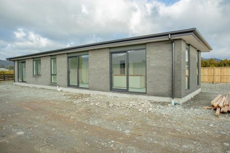 Photo of property in 10a Hinau Crescent, Kaiata, Greymouth, 7805