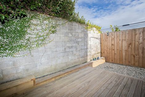 Photo of property in 27u6 Seddon Road, Frankton, Hamilton, 3204