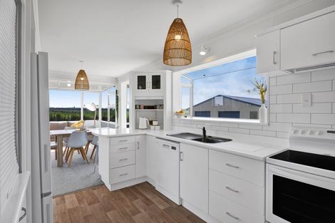 Photo of property in 376 Manaia Road, Manaia, Hawera, 4678