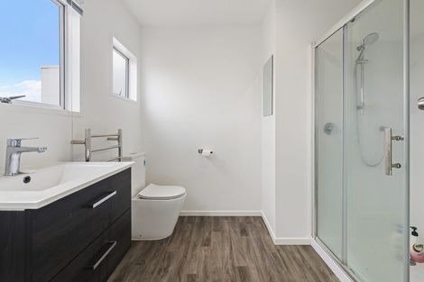 Photo of property in 2/21 Takanini Road, Takanini, 2112