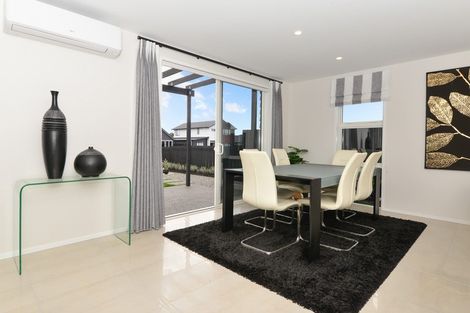 Photo of property in 7 Lavinias Way, Chartwell, Hamilton, 3210