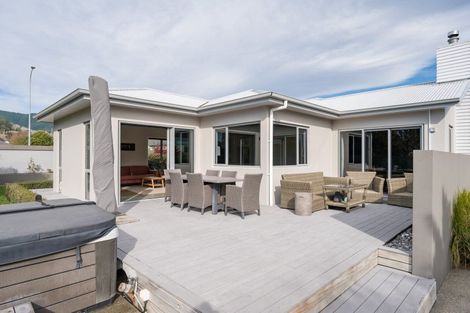 Photo of property in 11 Lucy Murcott Place, Stoke, Nelson, 7011