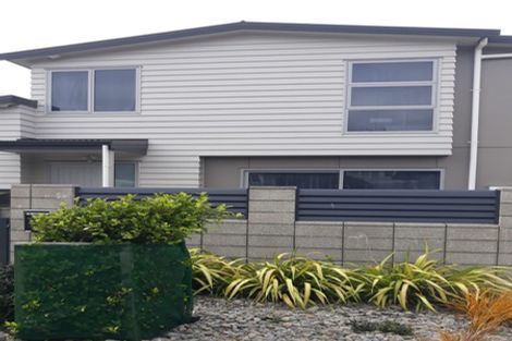 Photo of property in 113u2 Moorefield Road, Johnsonville, Wellington, 6037
