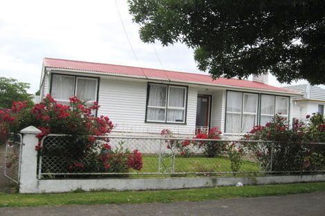 Photo of property in 8 Thomas Road, Mangere, Auckland, 2022