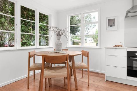Photo of property in 56 Alfred Street, Fairfield, Hamilton, 3214