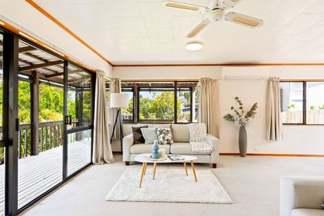Photo of property in 70 West View Crescent, Onerahi, Whangarei, 0110