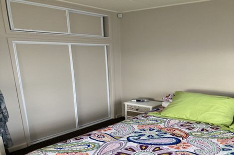 Photo of property in 128 Brougham Street, Westport, 7825