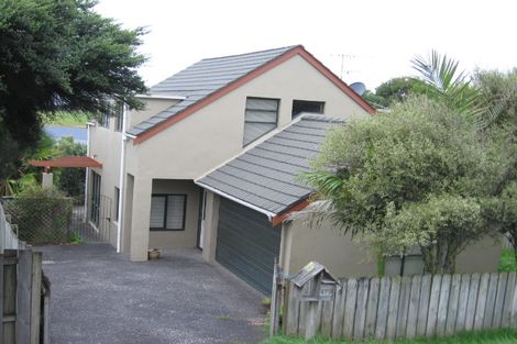 Photo of property in 479 Don Buck Road, Massey, Auckland, 0614